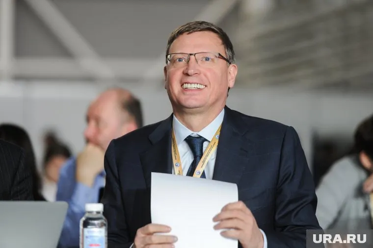 Александр Бурков окружает себя бывшими сопартийцами