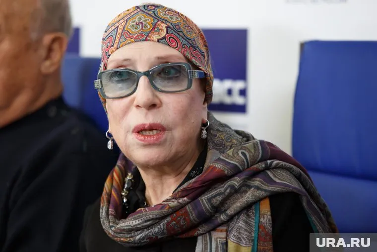 Актриса Инна Чурикова попала в реанимацию