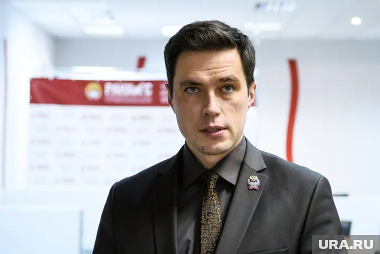 Директор Уральского института управления — филиала РАНХиГС — Руслан Долженко поддержал выбор коллег