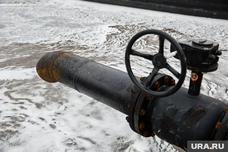 Отходы в озеро сливают уже десятки лет