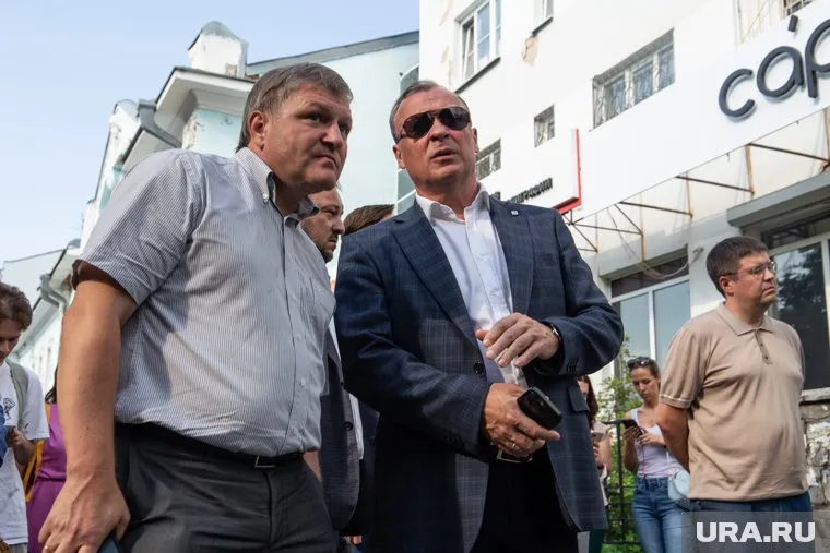 Алексей Орлов (справа) приступит к работе с 23 октября