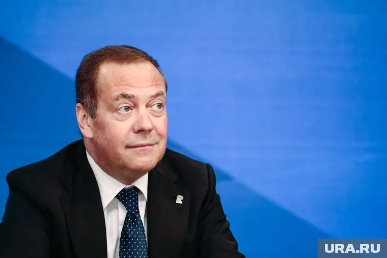 Медведев заявил, что РФ не выгоняла никого из западных компаний