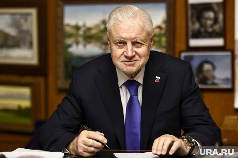 По словам Миронова, в школах больше травят учителей, чем учеников