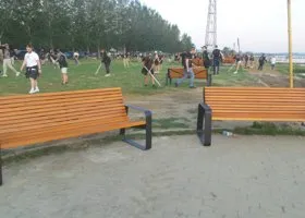 «Сима-Ленд» тайно благоустроил пляж ВИЗовского пруда