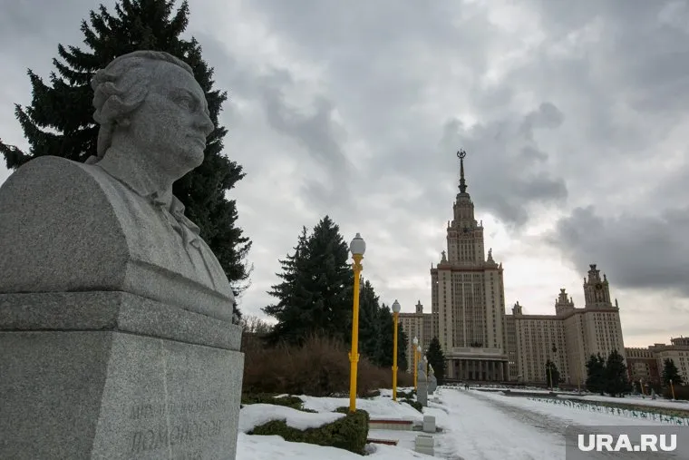 Отец поступившей в МГУ в девять лет россиянки подвел итог первого месяца учебы