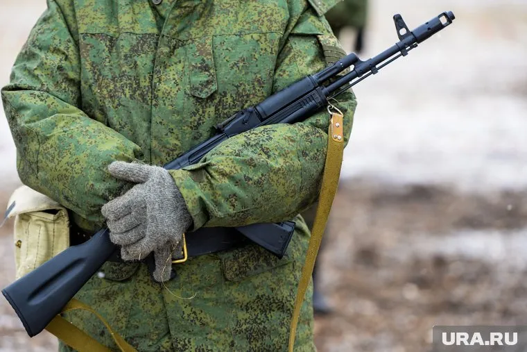 Военные утверждают, что срочник совершил суицид
