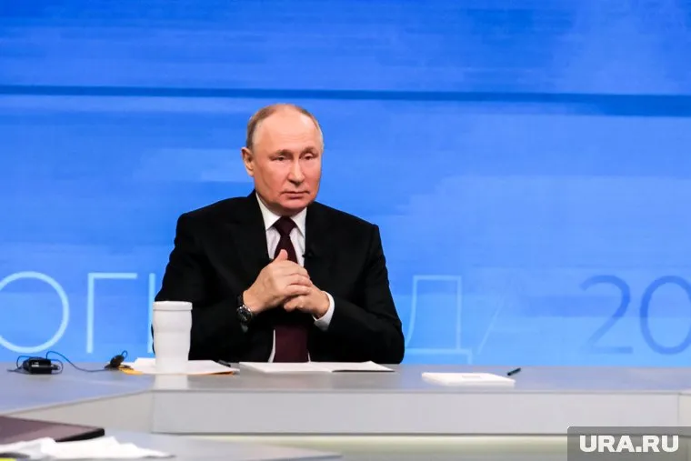 Итоги года Владимир Путин подводит вновь в рамках большой пресс-конференции со СМИ