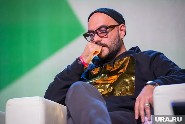 У режиссера изъяли загранпаспорт, чтобы он не смог скрыться