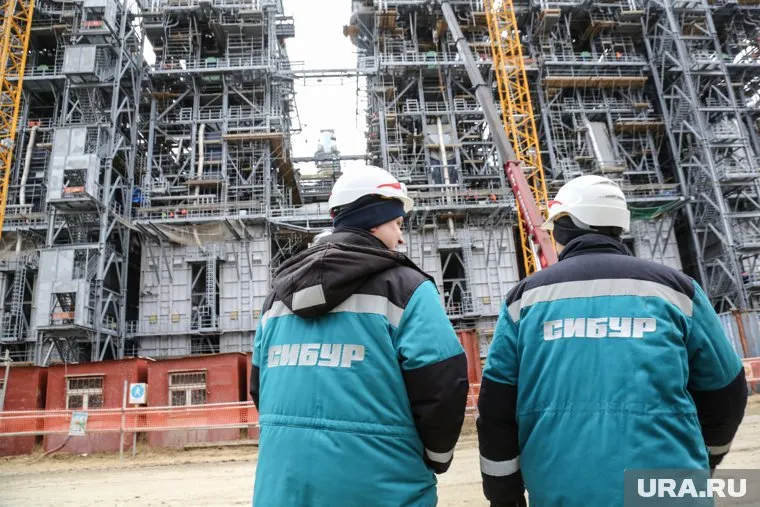 По мнению уральского полпреда Владимира Якушева, комплекс «Запсибнефтехим» может быть интересен туристам