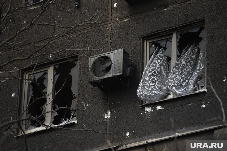 На место происшествия выехала скорая помощь