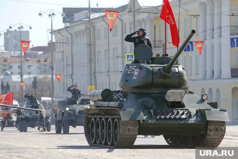 В Екатеринбурге прошла репетиция к 9 Мая (архивное фото)