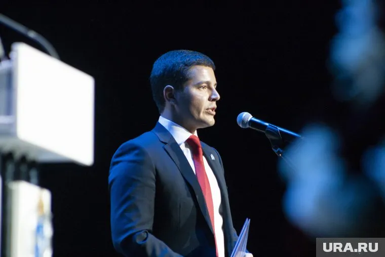 Артюхов предложил расширить полномочия Росмолодежи, чтобы в полной мере урегулировать вопросы молодежной политики