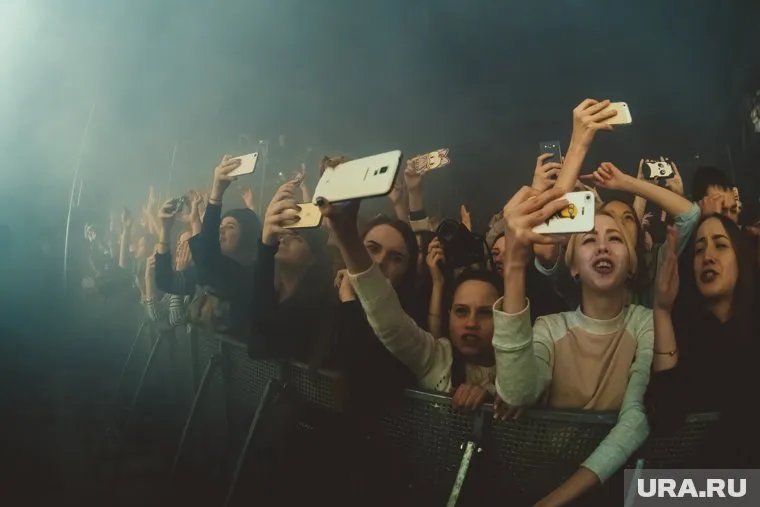 Украинская певица утверждает, что воспитывает своих российских поклонников