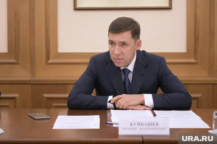 Евгений Куйвашев потребовал от регоператоров решить «мусорные» проблемы вместе с мэрами