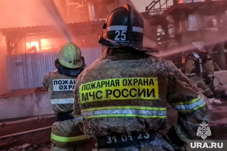 На заводе горит установка производства этилена и пропилена