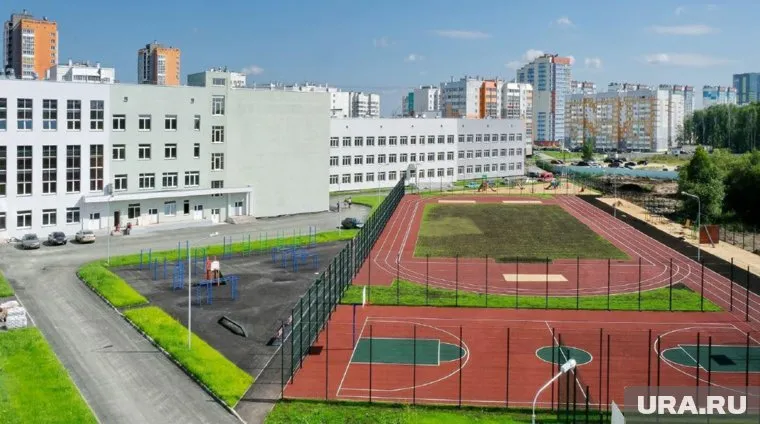 Новая школа в Парковом отвечает самым современным требованиям
