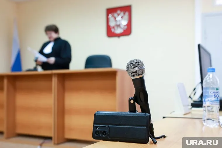 Потасовку депутатов разберут в мировом суде