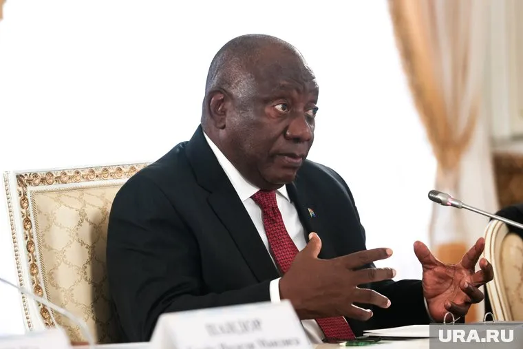 Президент ЮАР призывает Украину к прекращению огня