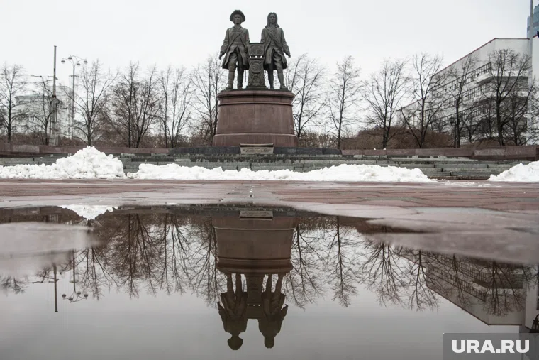 Ноябрь будет напоминать то зиму, то осень