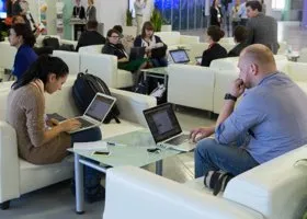 Работодатели нашли уловку: сотрудников лишают отпусков и больничных