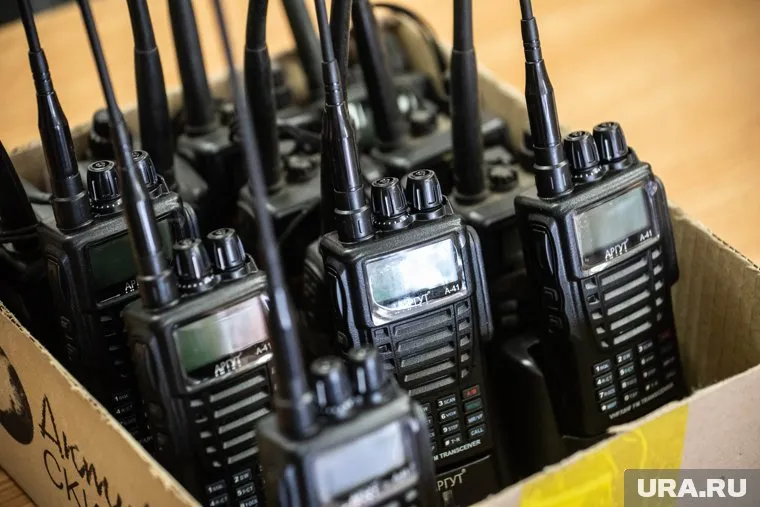 Рации модели icom v82 фирмы ICOM ранее взорвались в Ливане