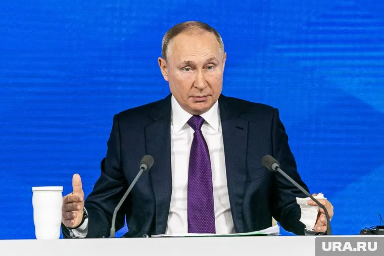 Владимир Путин победил на выборах в 2000 году