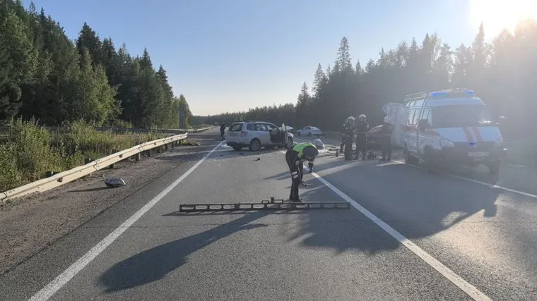 В ДТП также пострадали два человека
