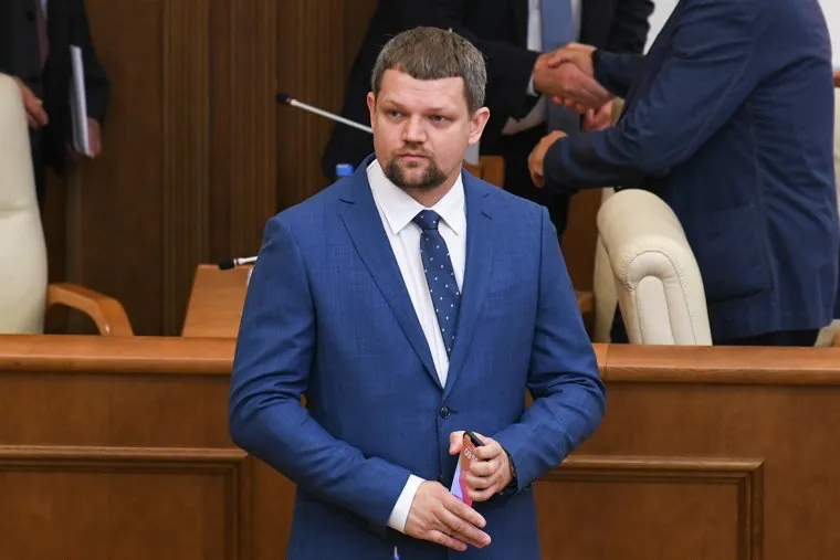 Отчет губернатора СО перед законодательным собранием. Екатеринбург