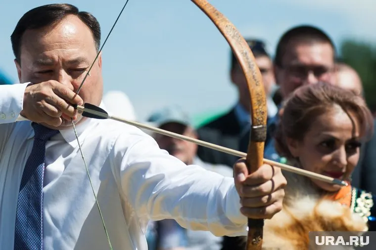 Салихов — главная фигура на Сабантуе-2018. У него даже охрана и помощник — губернаторские