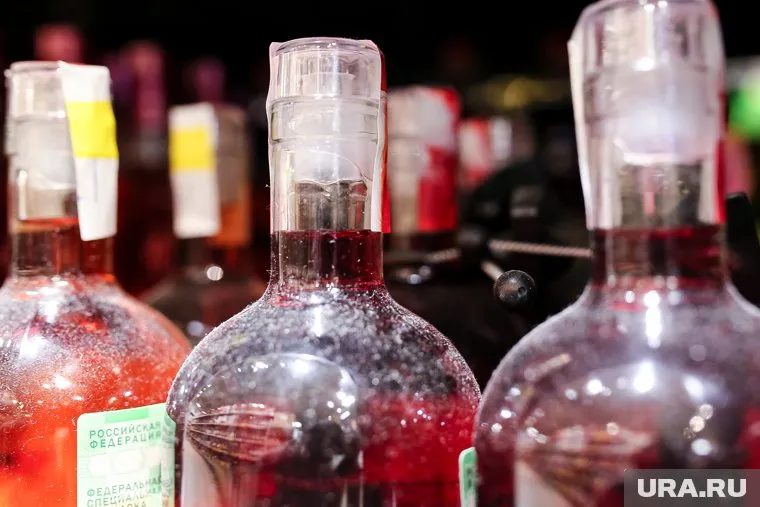 Продажа алкоголя без лицензии: предприниматель из ЯНАО заплатит штраф 2,1 млн рублей