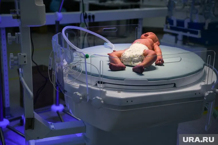 Младенец родился весом в 490 граммов