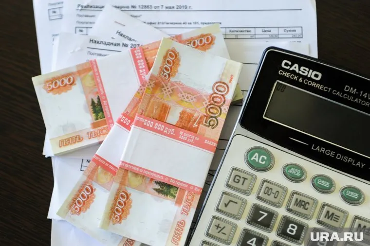 Бизнес все чаще отдает на аутсорс работы с документами и бухгалтерией