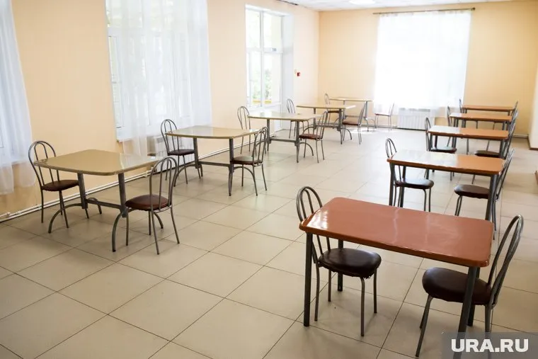 Следственный комитет начал проверку по поводу массового отравления детей в лагере "Магистраль"