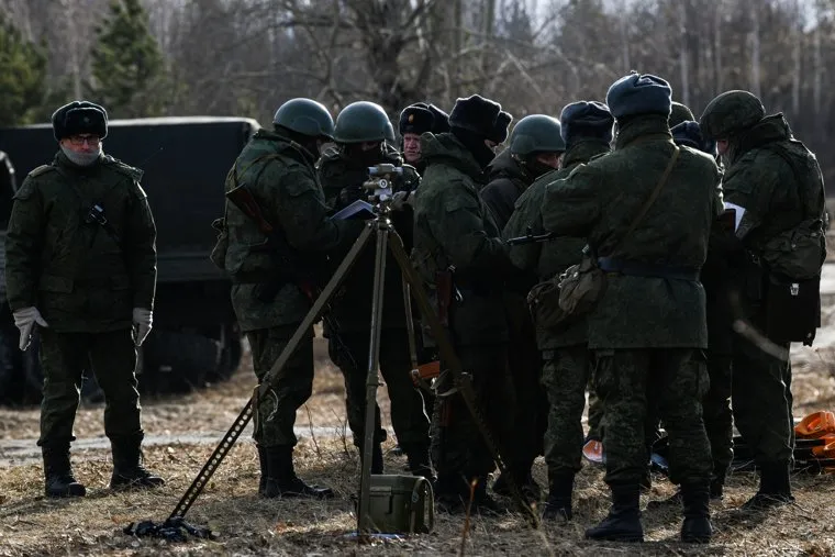 Тренировочные стрельбы мобилизованных с Центрального военного округа на полигоне Еланский. Свердловская область