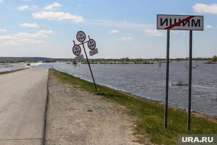 В реку Ишим попали канализационные стоки из Казахстана