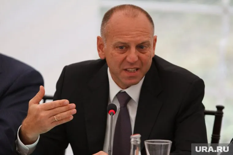 Председатель совета директоров, видный промышленник, отмечает день рождения в Москве