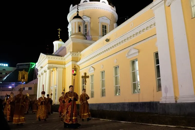 Пасхальное богослужение в Свято-Троицком кафедральном соборе. Екатеринбург