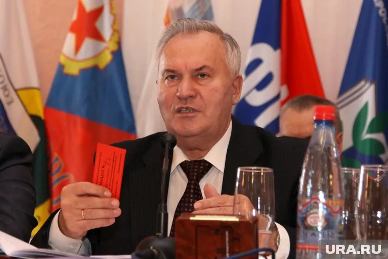 Владимиру Андрейченко прочат отставку с поста председателя областной федерации профсоюзов