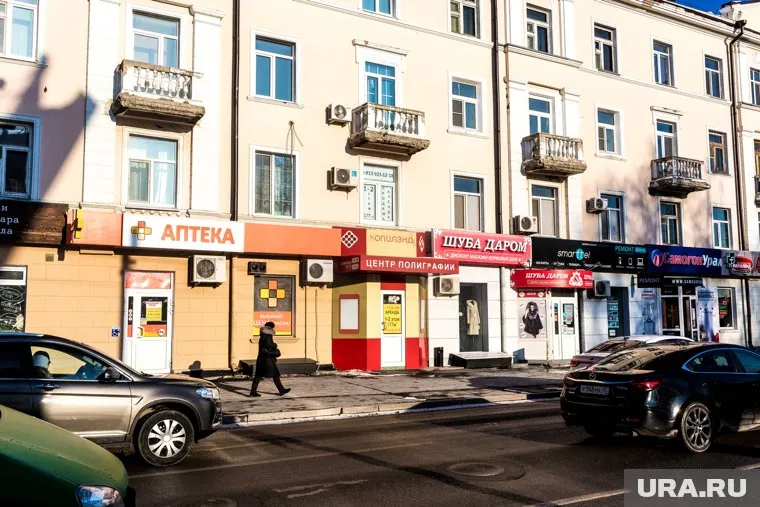 В тюменской "сталинке" возле областной думы появилась "резиновая" квартира для мигрантов (архивное фото)