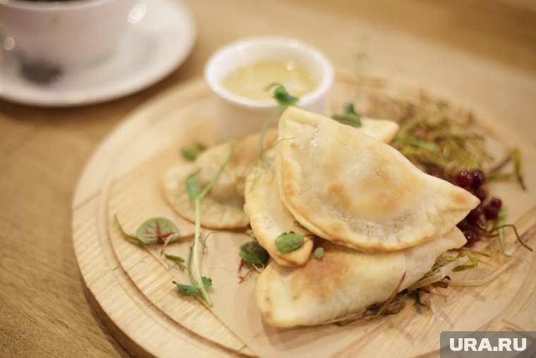 С крапивой, пистиками или мясом косули: где попробовать посикунчики Перми