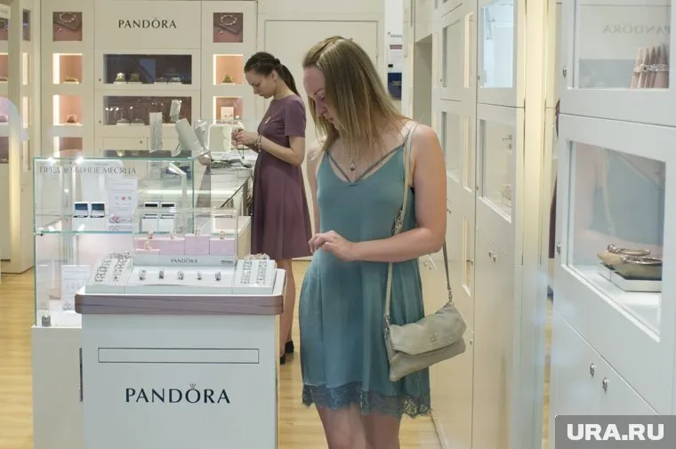 Pandora приостанавливает работу в России и Белоруссии