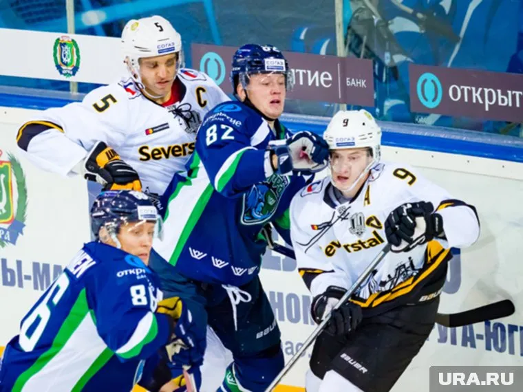 Югорские хоккеисты начали юбилейный сезон в КХЛ с победы