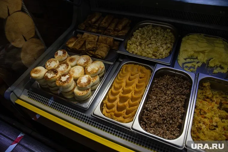На Ямале вахтовики выбирают столовые с меню "по-домашнему"