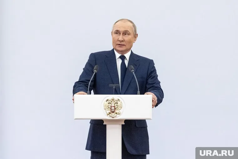 Владимир Путин заявил, что РФ успешно справляется с санкциями