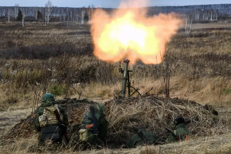 Тренировочные стрельбы мобилизованных с Центрального военного округа на полигоне Еланский. Свердловская область