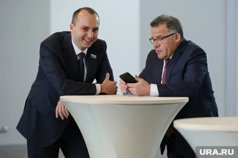 Свердловские единороссы и областное руководство придумали, как повысить эффективность районных отделений «ЕР»