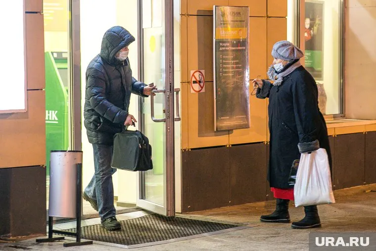 В Минздраве подтвердили безопасность и эффективность использования вакцины людьми старше 60 лет