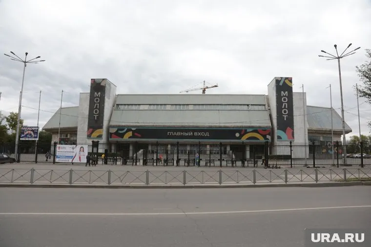 УДС «Молот» — основная площадка для домашних матчей БК «Парма» и ХК «Молот»