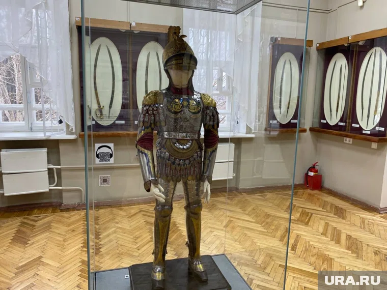 Доспехи хотели бы видеть у себя многие музеи России, но выставляют их в Златоусте
