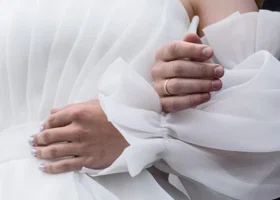 Кто из звезд поменял фамилию ради карьеры